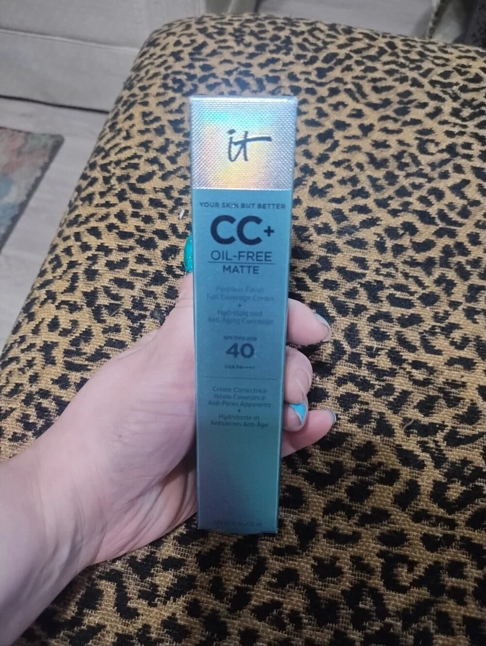 IT Cosmetics - CC+ Oil Free Matte Foundation In 